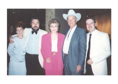 Eleanor Townsend, Graham Townsend, Anne Murray, Wilf Carter, Brian Edwards on one of the early Rocklands tours.